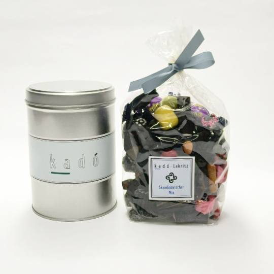 Present tin "kadó" with 500g liquorice